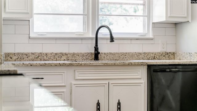 10 Carroll Court, West Columbia, SC 29170