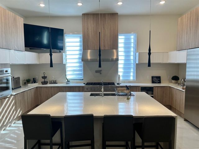 15600 PENDIO DRIVE, Bella Collina, FL 34756