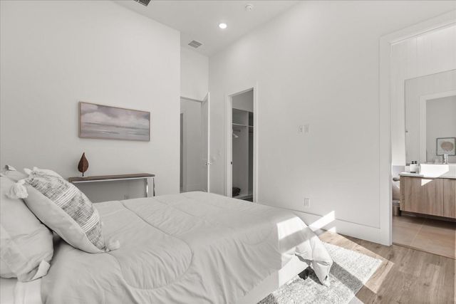 15600 PENDIO DRIVE, Bella Collina, FL 34756