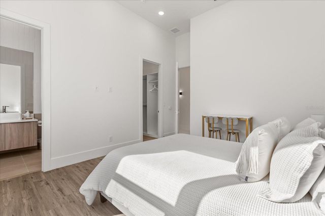 15600 PENDIO DRIVE, Bella Collina, FL 34756