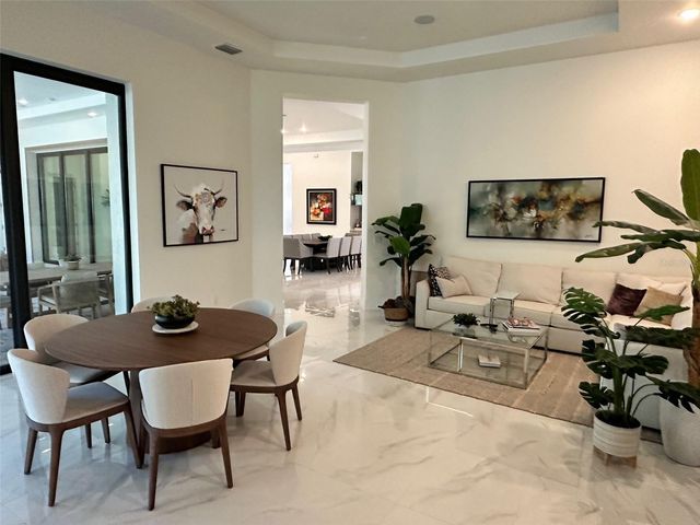 15600 PENDIO DRIVE, Bella Collina, FL 34756