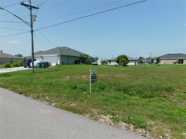 4418 Garden Blvd, Cape Coral, FL 33909