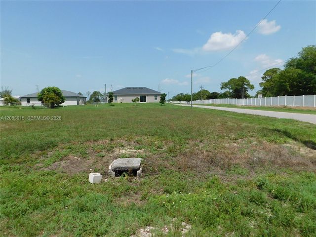 4418 Garden Blvd, Cape Coral, FL 33909