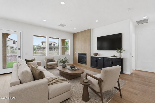 9350 S 182nd Lane, Goodyear, AZ 85338