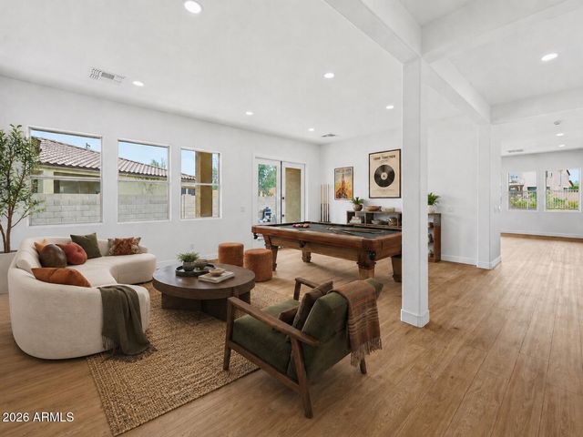 9350 S 182nd Lane, Goodyear, AZ 85338