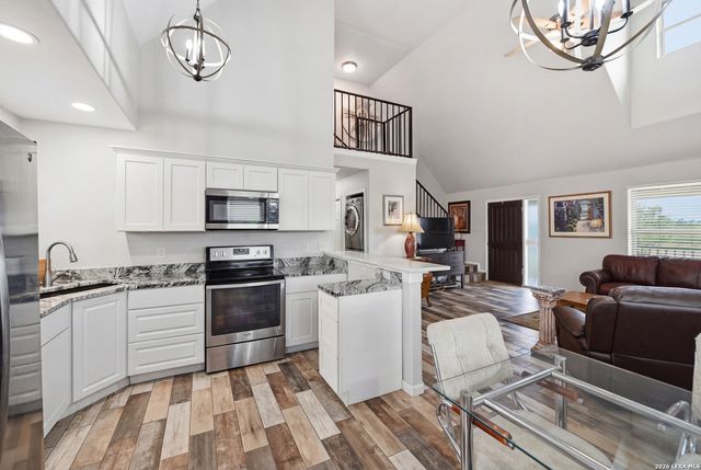 163 Buckeye, Seguin, TX 78155