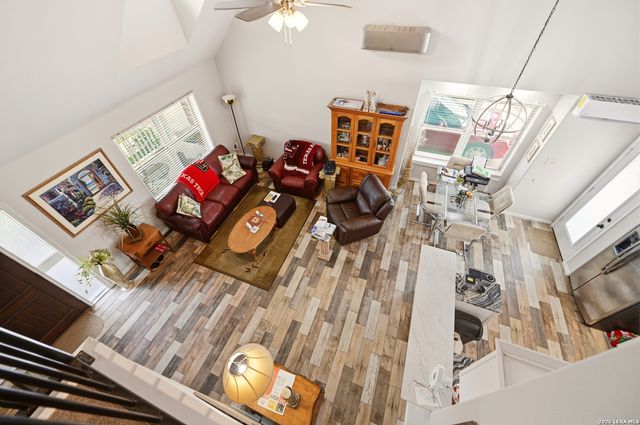 163 Buckeye, Seguin, TX 78155