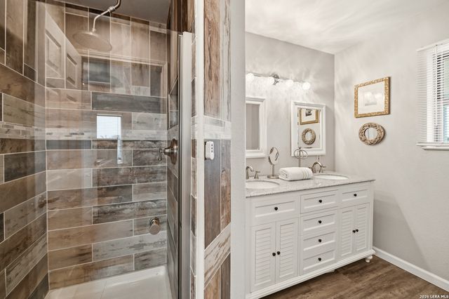 163 Buckeye, Seguin, TX 78155