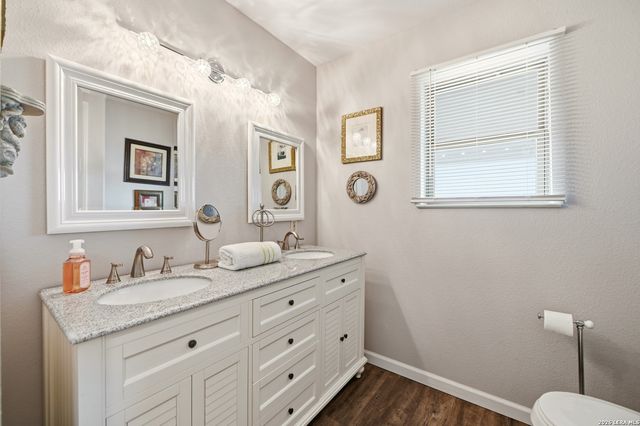 163 Buckeye, Seguin, TX 78155