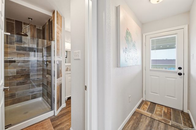 163 Buckeye, Seguin, TX 78155