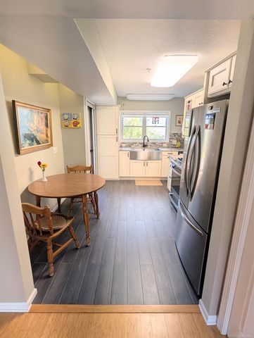 560 Little Lake Drive Unit 11, Ann Arbor, MI 48103