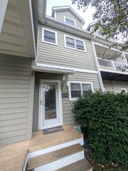 560 Little Lake Drive Unit 11, Ann Arbor, MI 48103