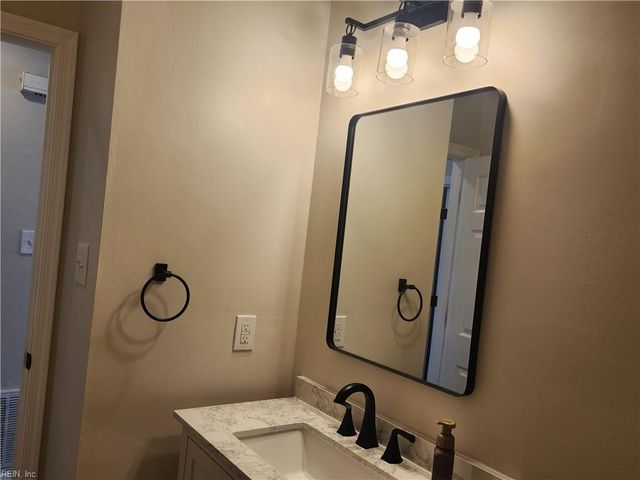 3152 Ashaway RD, Virginia Beach, VA 23452