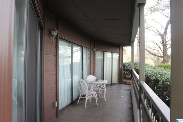 1100 BEACON PARKWAY E V 104, Birmingham, AL 35209