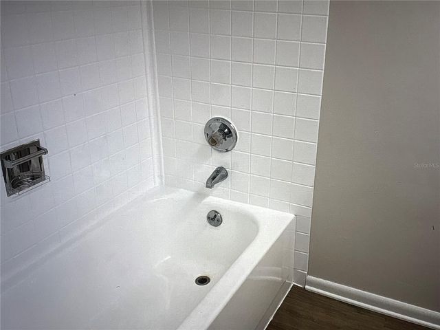 4755 PURITAN CIRCLE 521, Tampa, FL 33617