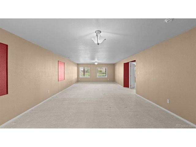 2112 Summerset Dr, Colorado Springs, CO 80920