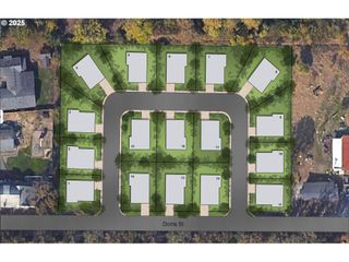 Dorris St 10, Springfield, OR 97477