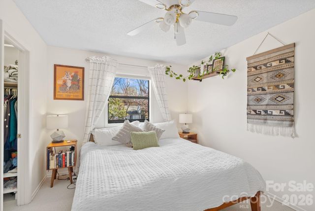 16 Spears Avenue 39, Asheville, NC 28801