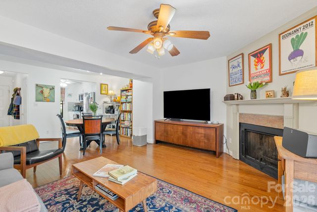 16 Spears Avenue 39, Asheville, NC 28801