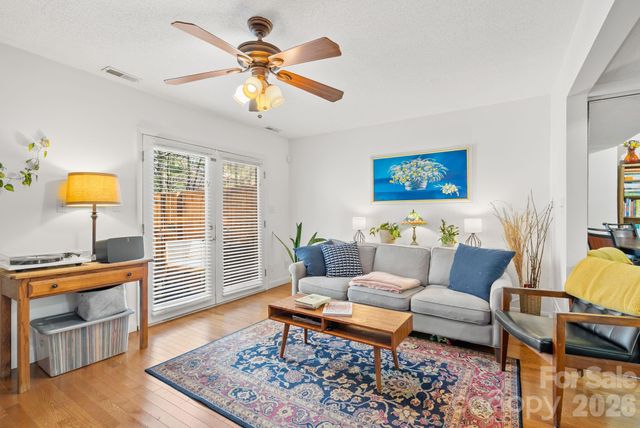 16 Spears Avenue 39, Asheville, NC 28801