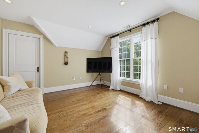 158 Appian Way, Coventry, CT 06238