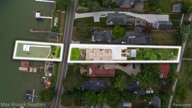 3642 Orchard Lake Road, West Bloomfield, MI 48324