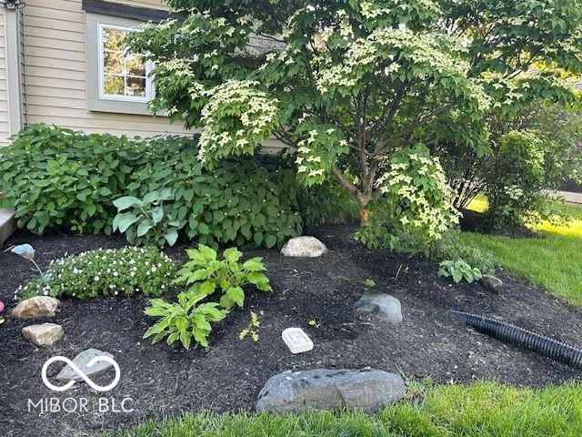 12351 Cobblestone Drive, Fishers, IN 46037