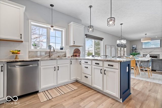 12351 Cobblestone Drive, Fishers, IN 46037