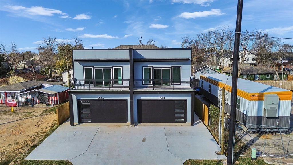 4421 Reed Rd A and B, Houston, TX 77051