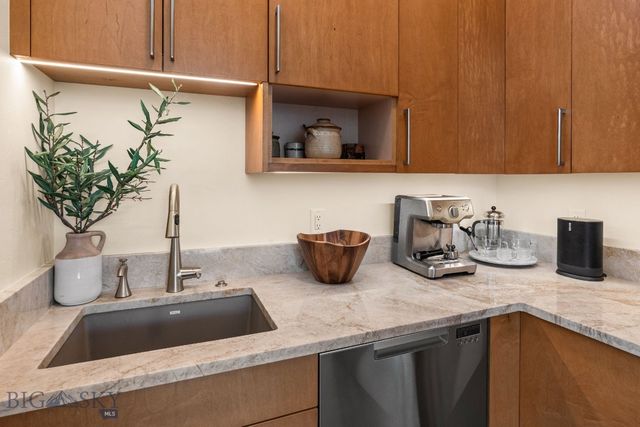 6 Spotted Eagle, Big Sky, MT 59716