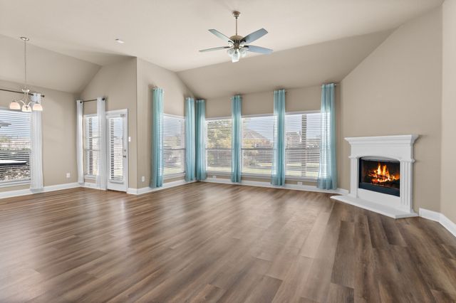 7425 Waterwell Trail, Forest Hill, TX 76140