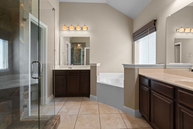 7425 Waterwell Trail, Forest Hill, TX 76140