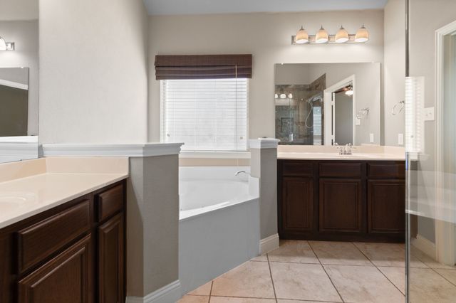 7425 Waterwell Trail, Forest Hill, TX 76140