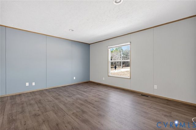 9042 Kimages Rd, Charles City, VA 23030