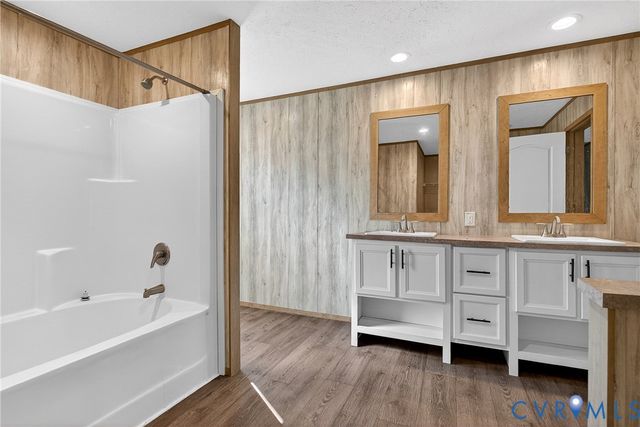 9042 Kimages Rd, Charles City, VA 23030