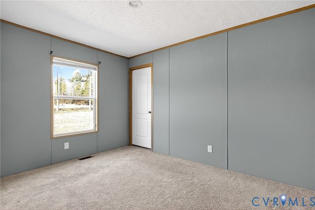 9042 Kimages Rd, Charles City, VA 23030