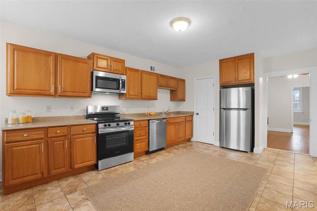 4916 Robert Avenue, St Louis, MO 63109