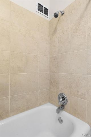 4916 Robert Avenue, St Louis, MO 63109