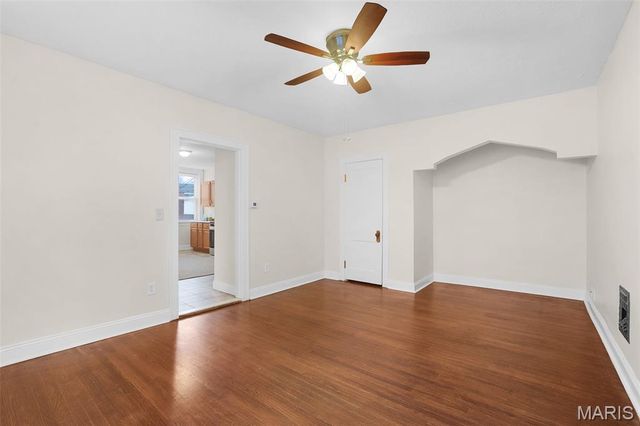 4916 Robert Avenue, St Louis, MO 63109