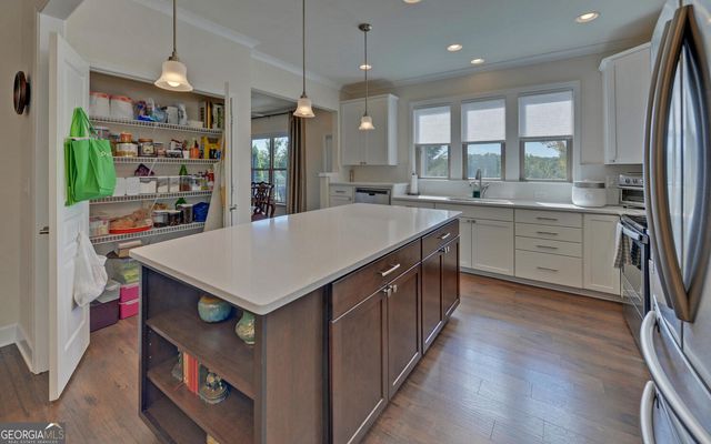 5638 Maple Bluff Way, Hoschton, GA 30548