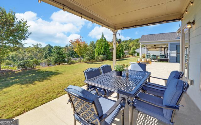 5638 Maple Bluff Way, Hoschton, GA 30548