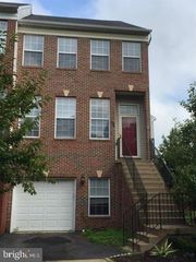 2519 JAMES MONROE CIR, Herndon, VA 20171
