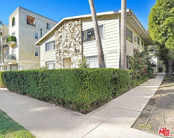 4345 Ventura Canyon Avenue, Sherman Oaks (los Angeles), CA 91423