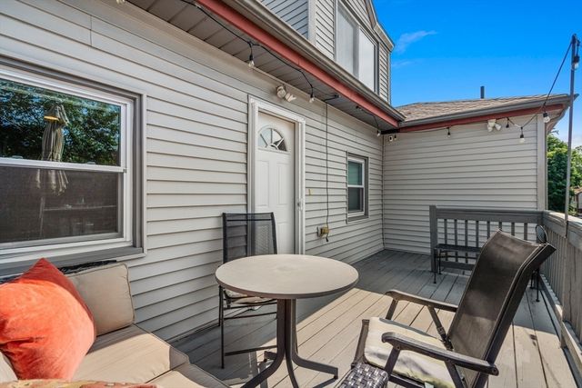 659 Moody St 3, Waltham, MA 02453