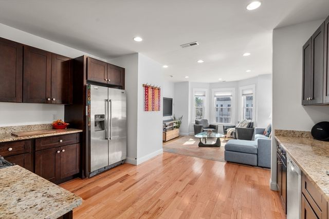 659 Moody St 3, Waltham, MA 02453