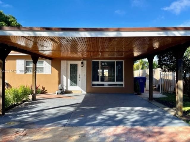 720 N 64th Ave, Hollywood, FL 33024