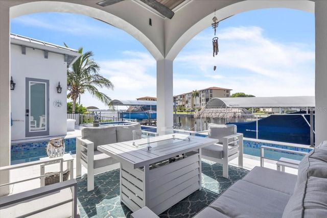 1918 SE 40TH STREET, Cape Coral, FL 33904