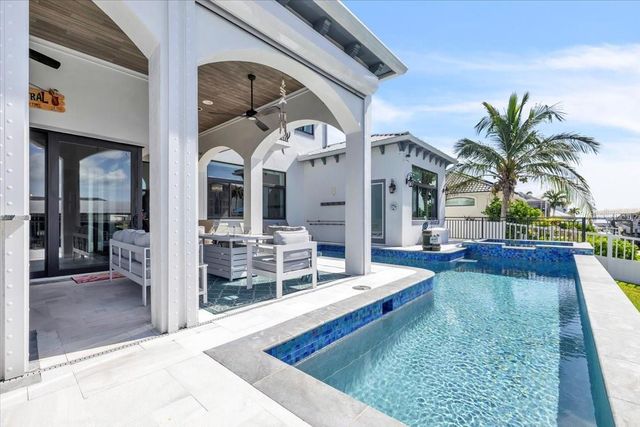 1918 SE 40TH STREET, Cape Coral, FL 33904