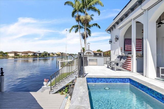 1918 SE 40TH STREET, Cape Coral, FL 33904