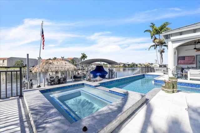 1918 SE 40TH STREET, Cape Coral, FL 33904